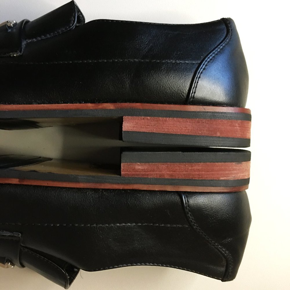 DARBY Men's Black Bike-Toe Slip-On Loafer - Picture 10 of 15